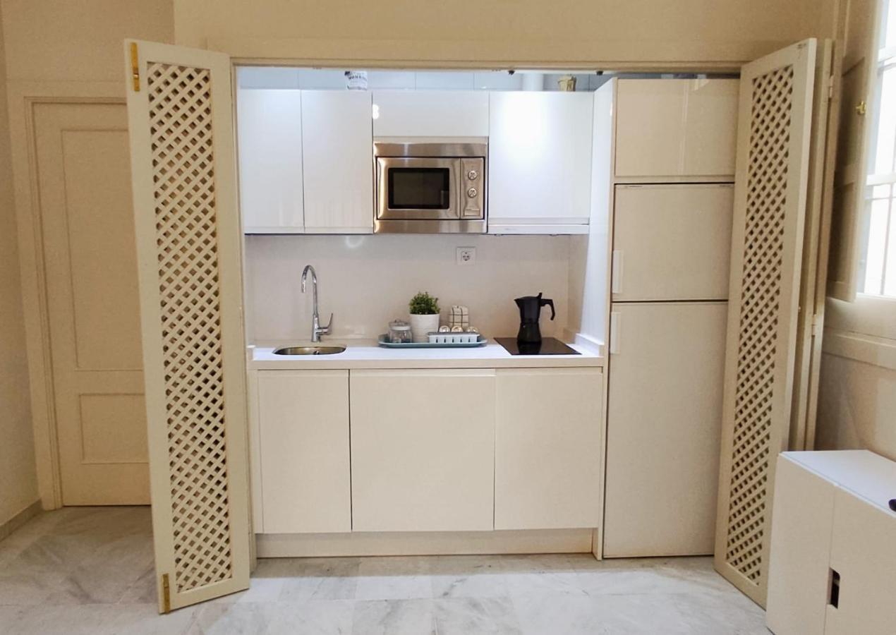 Homeyseville-Bright Apartment At Santa Cruz 4 Pax, Parking Optional Экстерьер фото